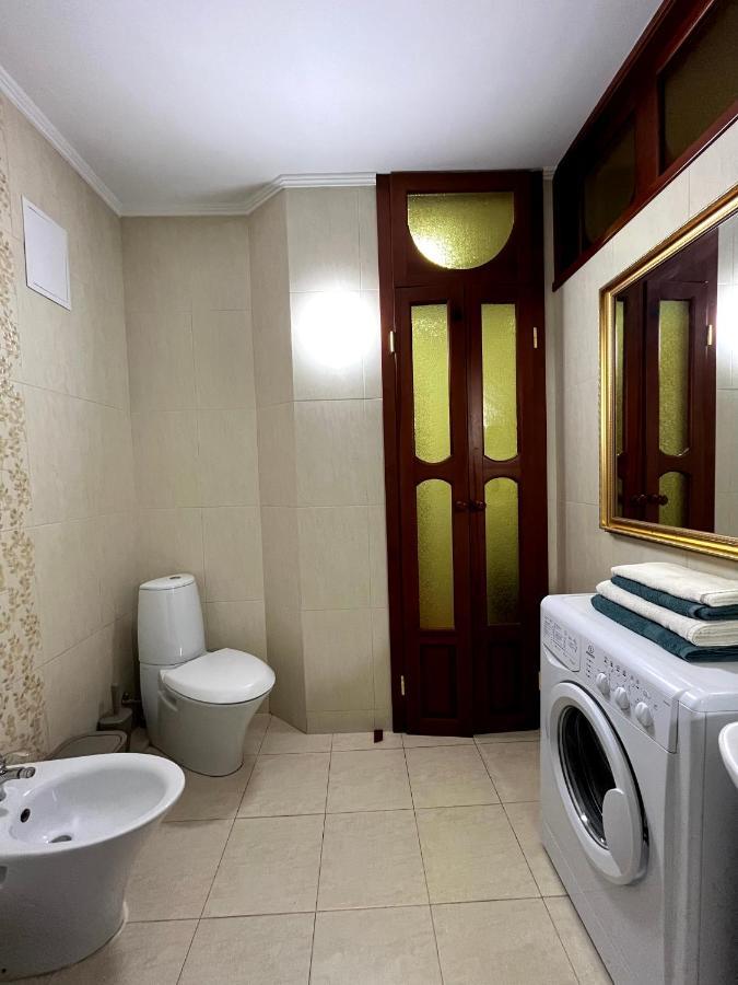 Апартаменты Центр Крещатик Kiev Luaran gambar